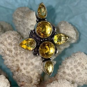 Yellow Citrine facet cut multi-gem cluster Ring